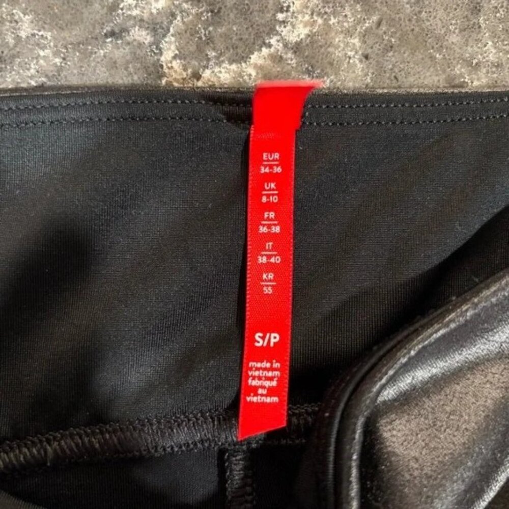 Spanx Faux Leather Leggings - Picture 5 of 6